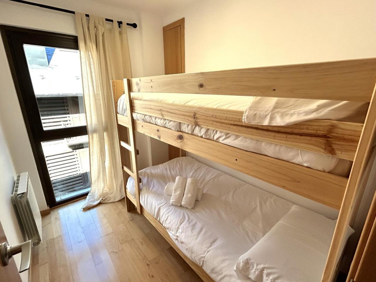 Modern I Familiar Apartament A Esterri D'Aneu By Rural D'Aneu Bagian luar foto